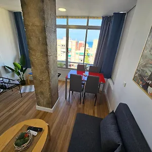 bonito-luminoso-y-centrico-apartamento-con-piscina-y.es-andalucia.com/